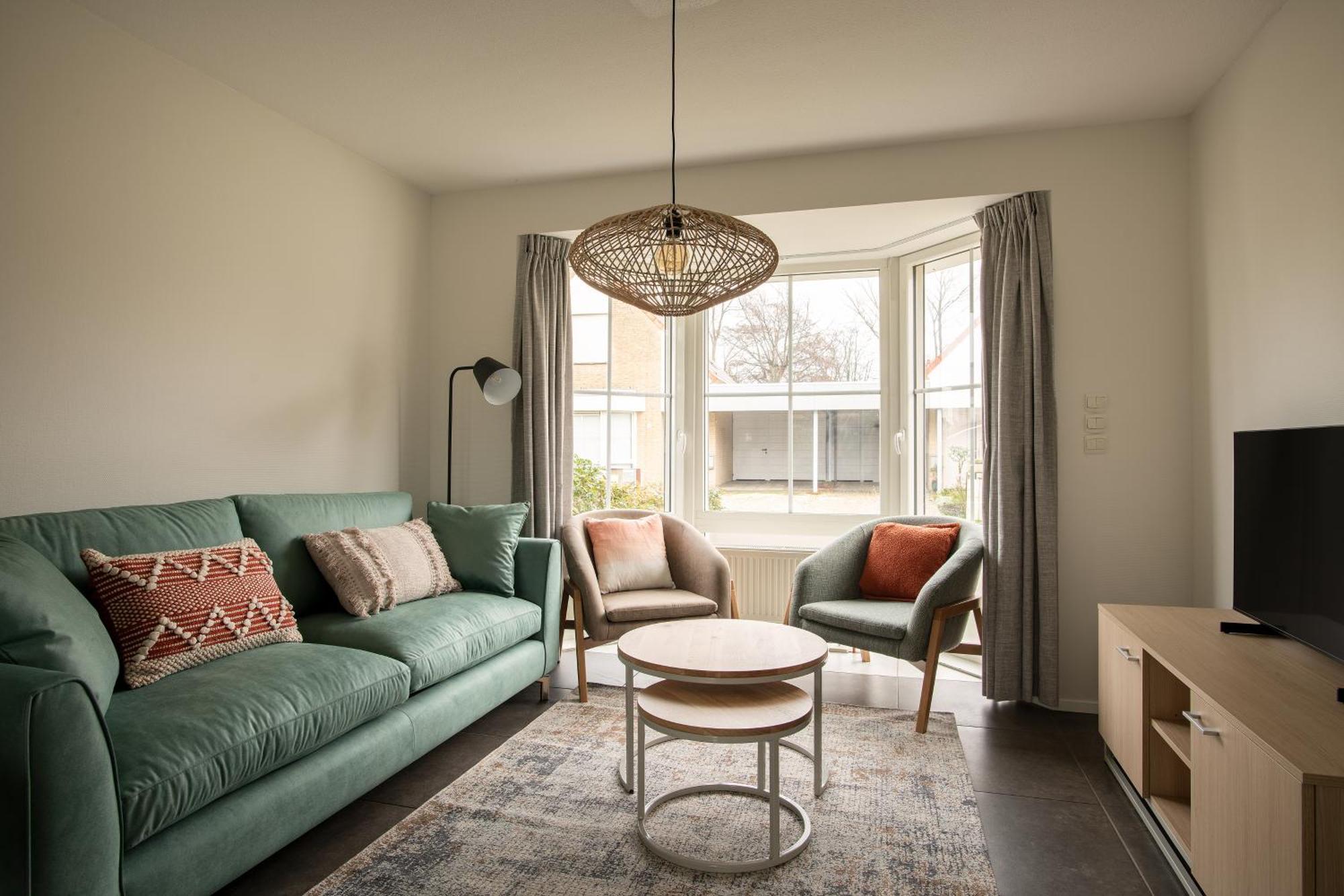 Semi-Detached Comfort Three-Bedroom House,1588135562:JPEG